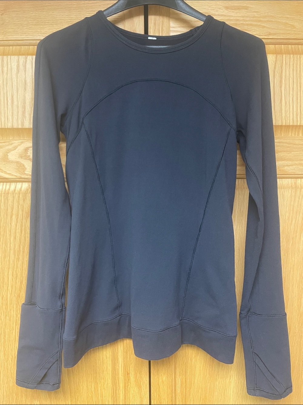 lululemon Cypress Kiss Black Long-Sleeve Top - Size 6